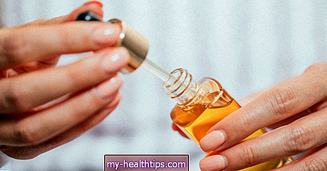 आपकी त्वचा के लिए कैलेंडुला तेल का उपयोग करने के 7 तरीके