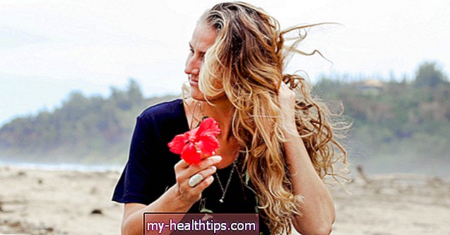 A Hibiscus olaj előnyei a hajad számára