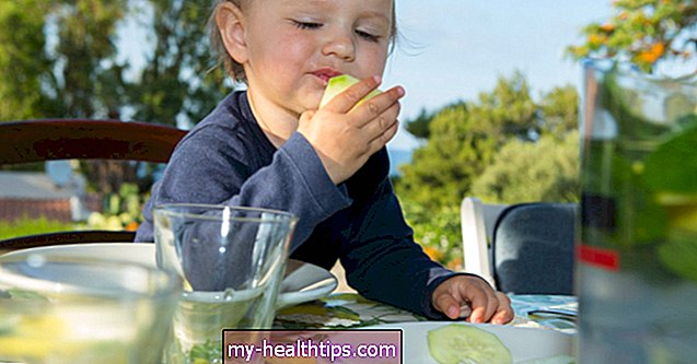 Ar kūdikiai gali valgyti agurkus?