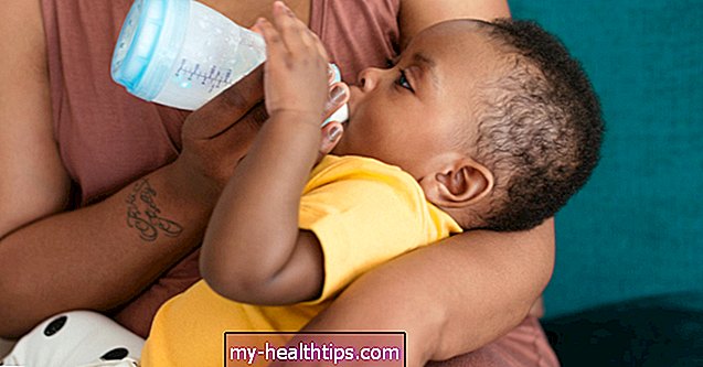 Hvordan man fodrer en baby på flaske