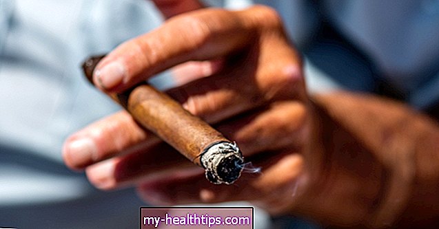 A szivarozó dohányzás rákot okoz, és nem biztonságosabb, mint a cigaretta