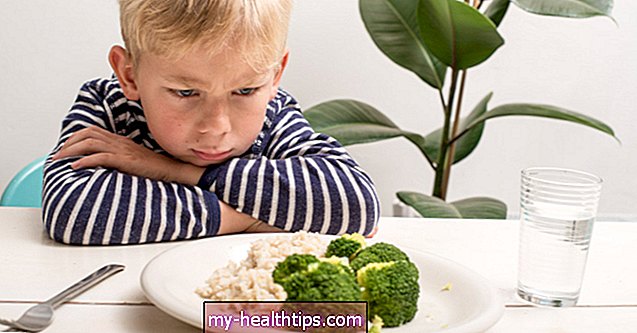 Mit tehet, ha gyermeke nem hajlandó enni semmit?