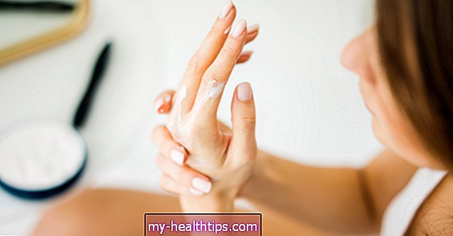 Hvad forårsager udslæt på mine hænder og fødder?