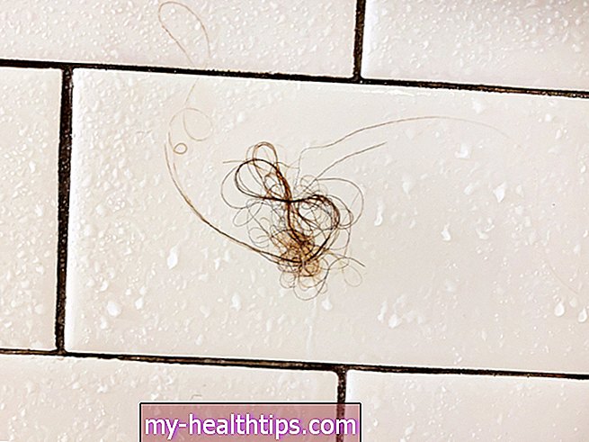 Miért esik ki a hajad a zuhany alatt - és miért nem pánikol