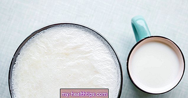 Варено мляко: хранителни вещества, ползи и как да го направите