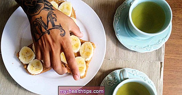 Какво представлява банановият чай и трябва ли да го опитате?
